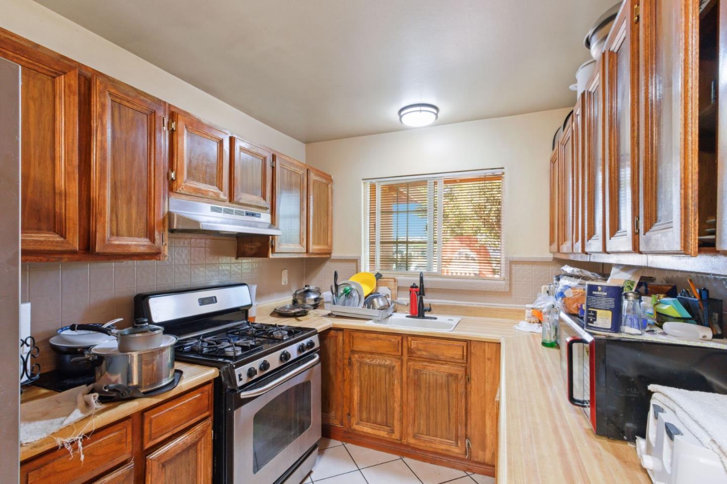 Detail Gallery Image 17 of 36 For 4138 San Miguel Way, San Jose,  CA 95111 - 4 Beds | 3 Baths