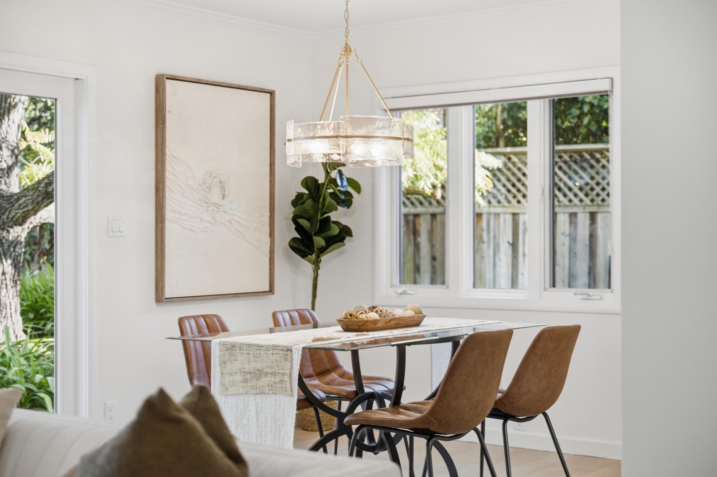 Detail Gallery Image 11 of 65 For 1023 Mercedes Ave, Los Altos,  CA 94022 - 4 Beds | 3 Baths