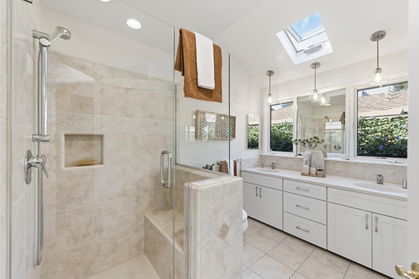 Detail Gallery Image 23 of 65 For 1023 Mercedes Ave, Los Altos,  CA 94022 - 4 Beds | 3 Baths