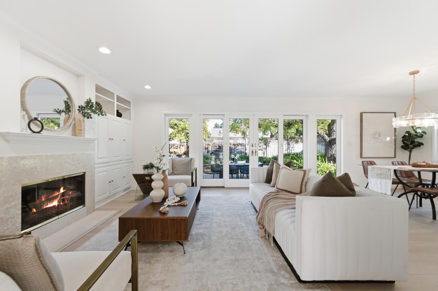 Detail Gallery Image 3 of 65 For 1023 Mercedes Ave, Los Altos,  CA 94022 - 4 Beds | 3 Baths