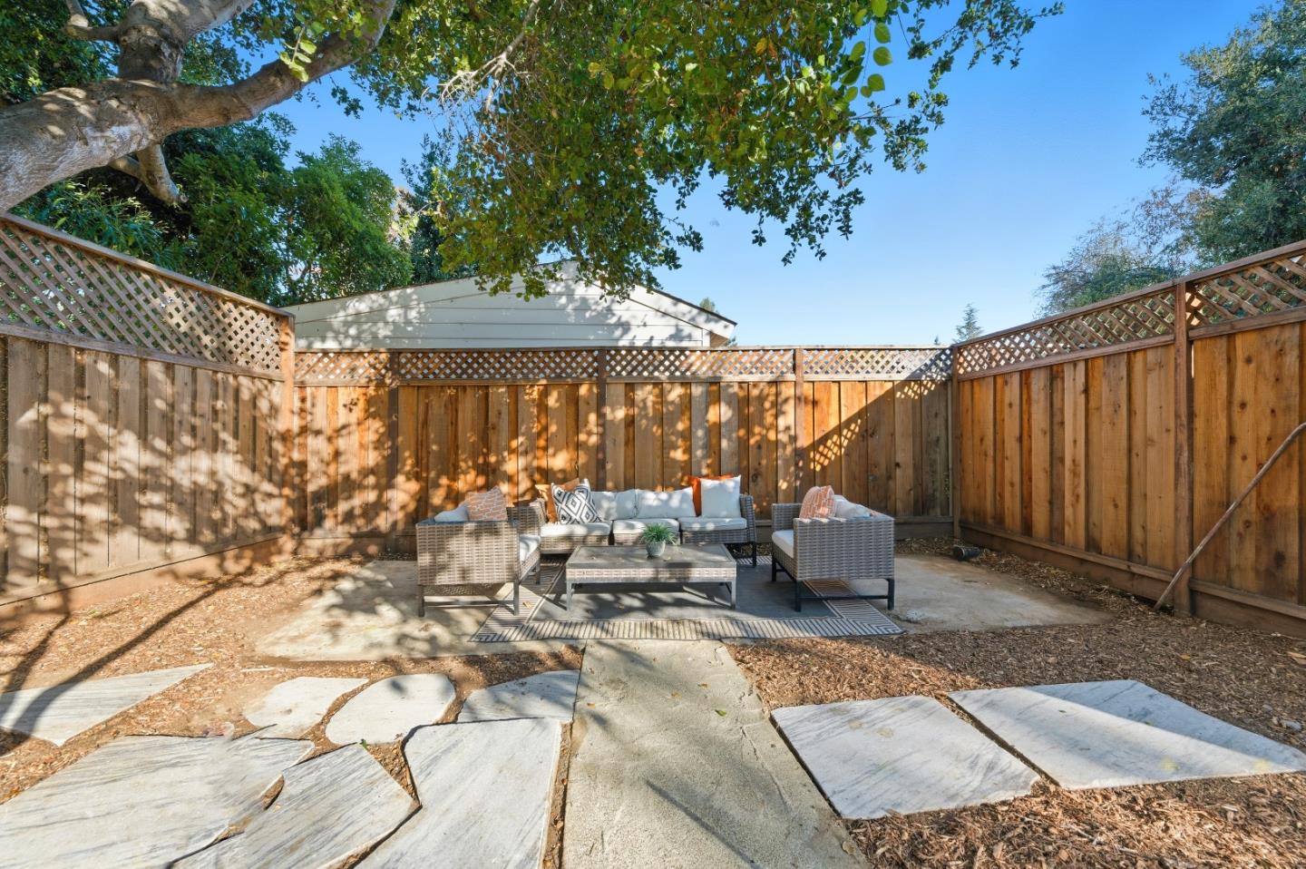 Detail Gallery Image 35 of 65 For 1023 Mercedes Ave, Los Altos,  CA 94022 - 4 Beds | 3 Baths