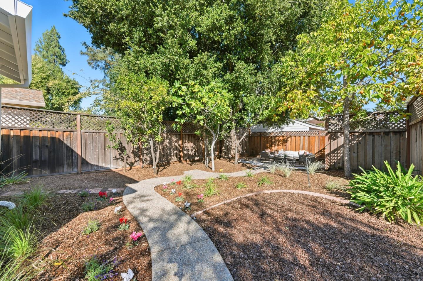 Detail Gallery Image 40 of 65 For 1023 Mercedes Ave, Los Altos,  CA 94022 - 4 Beds | 3 Baths