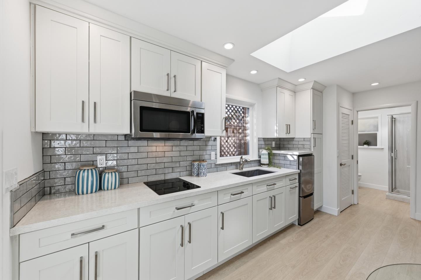 Detail Gallery Image 47 of 65 For 1023 Mercedes Ave, Los Altos,  CA 94022 - 4 Beds | 3 Baths