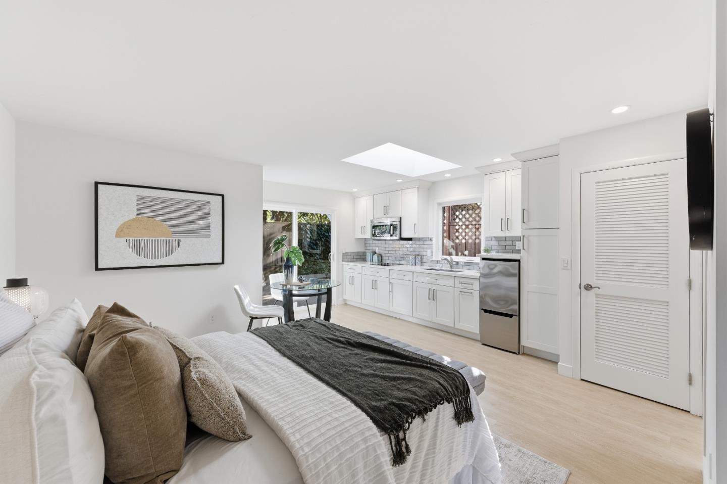 Detail Gallery Image 50 of 65 For 1023 Mercedes Ave, Los Altos,  CA 94022 - 4 Beds | 3 Baths