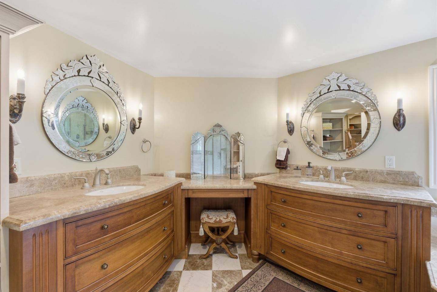 Detail Gallery Image 24 of 64 For 23423 Toyonita Rd, Los Altos Hills,  CA 94024 - 5 Beds | 4/1 Baths