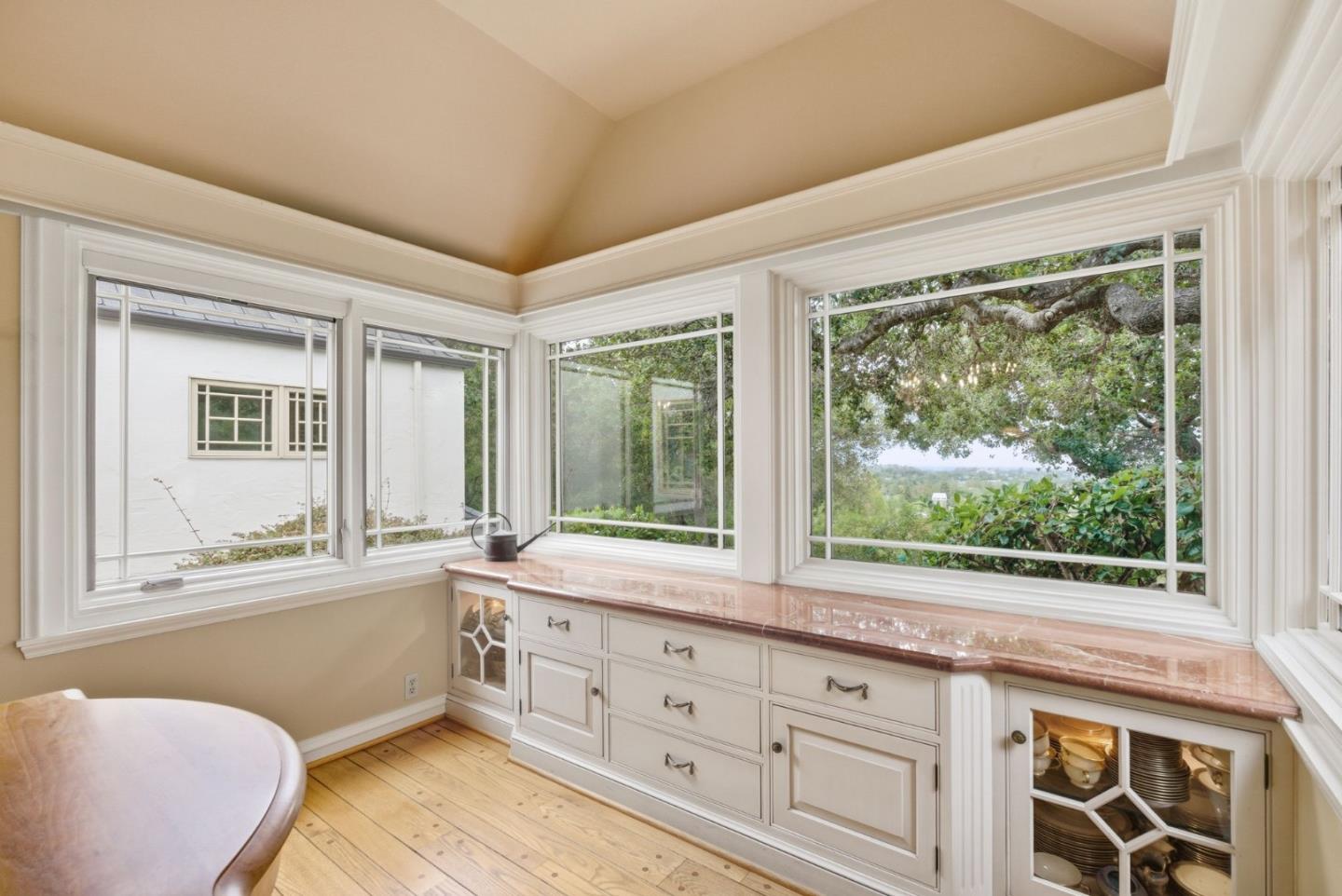 Detail Gallery Image 32 of 64 For 23423 Toyonita Rd, Los Altos Hills,  CA 94024 - 5 Beds | 4/1 Baths