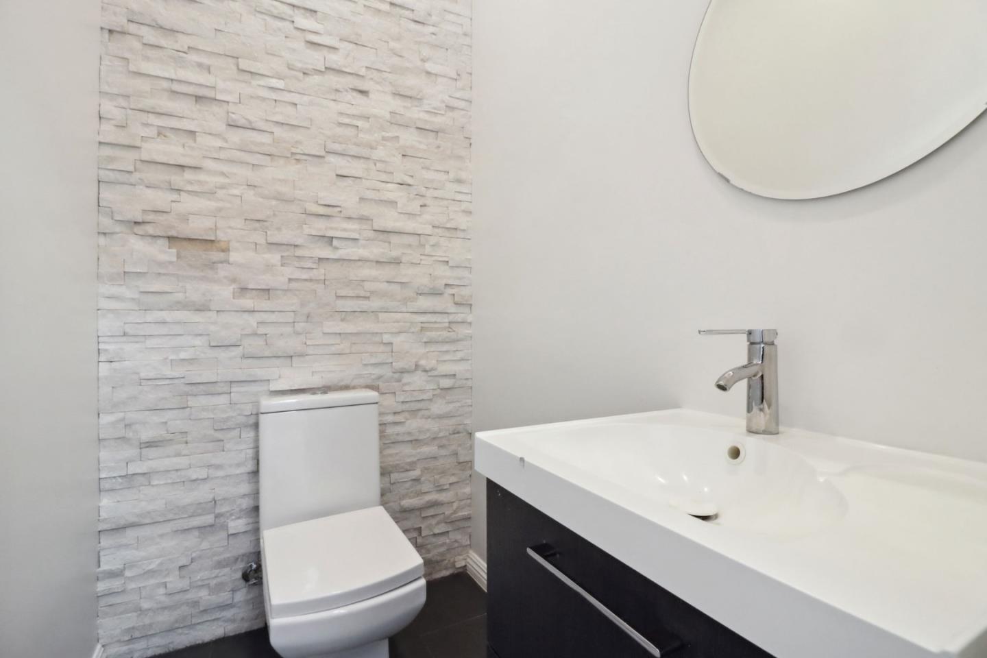 Detail Gallery Image 17 of 25 For 19041 Calvert St, Tarzana,  CA 91335 - 5 Beds | 3/1 Baths