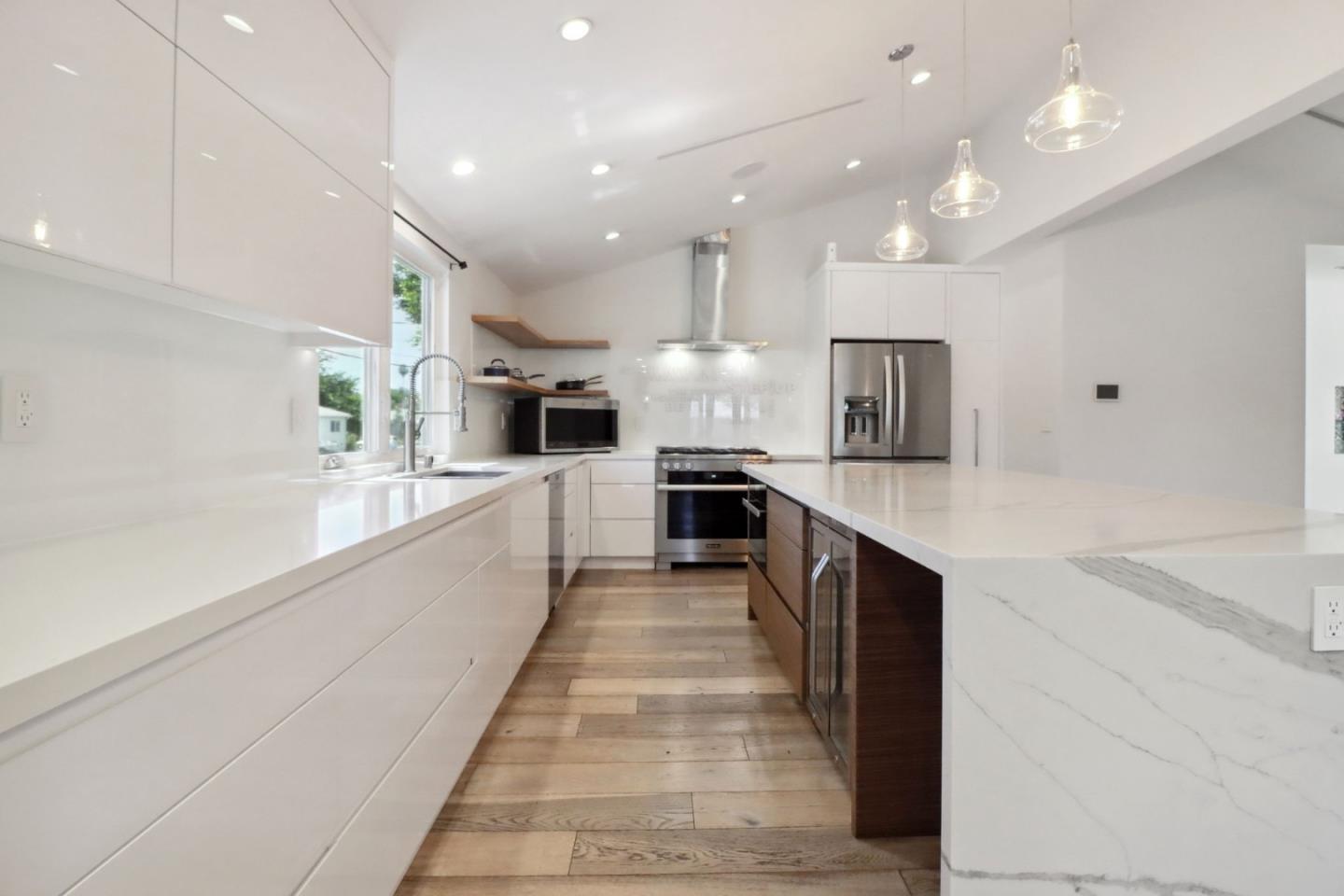 Detail Gallery Image 25 of 25 For 19041 Calvert St, Tarzana,  CA 91335 - 5 Beds | 3/1 Baths