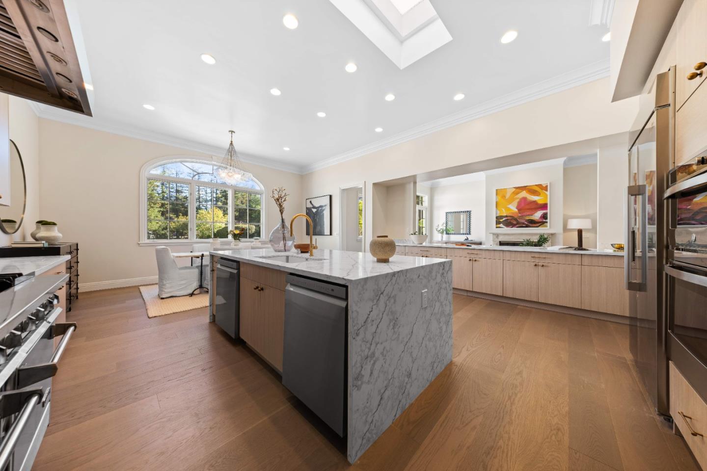 Detail Gallery Image 36 of 117 For 291 Atherton Ave, Atherton,  CA 94027 - 7 Beds | 7/1 Baths