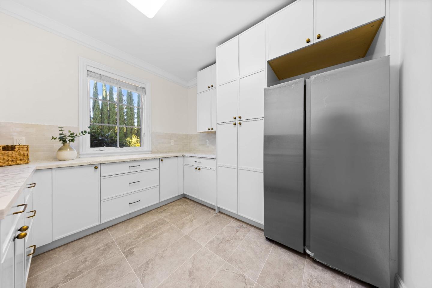 Detail Gallery Image 43 of 117 For 291 Atherton Ave, Atherton,  CA 94027 - 7 Beds | 7/1 Baths