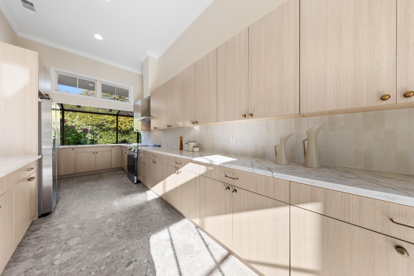 Detail Gallery Image 92 of 117 For 291 Atherton Ave, Atherton,  CA 94027 - 7 Beds | 7/1 Baths