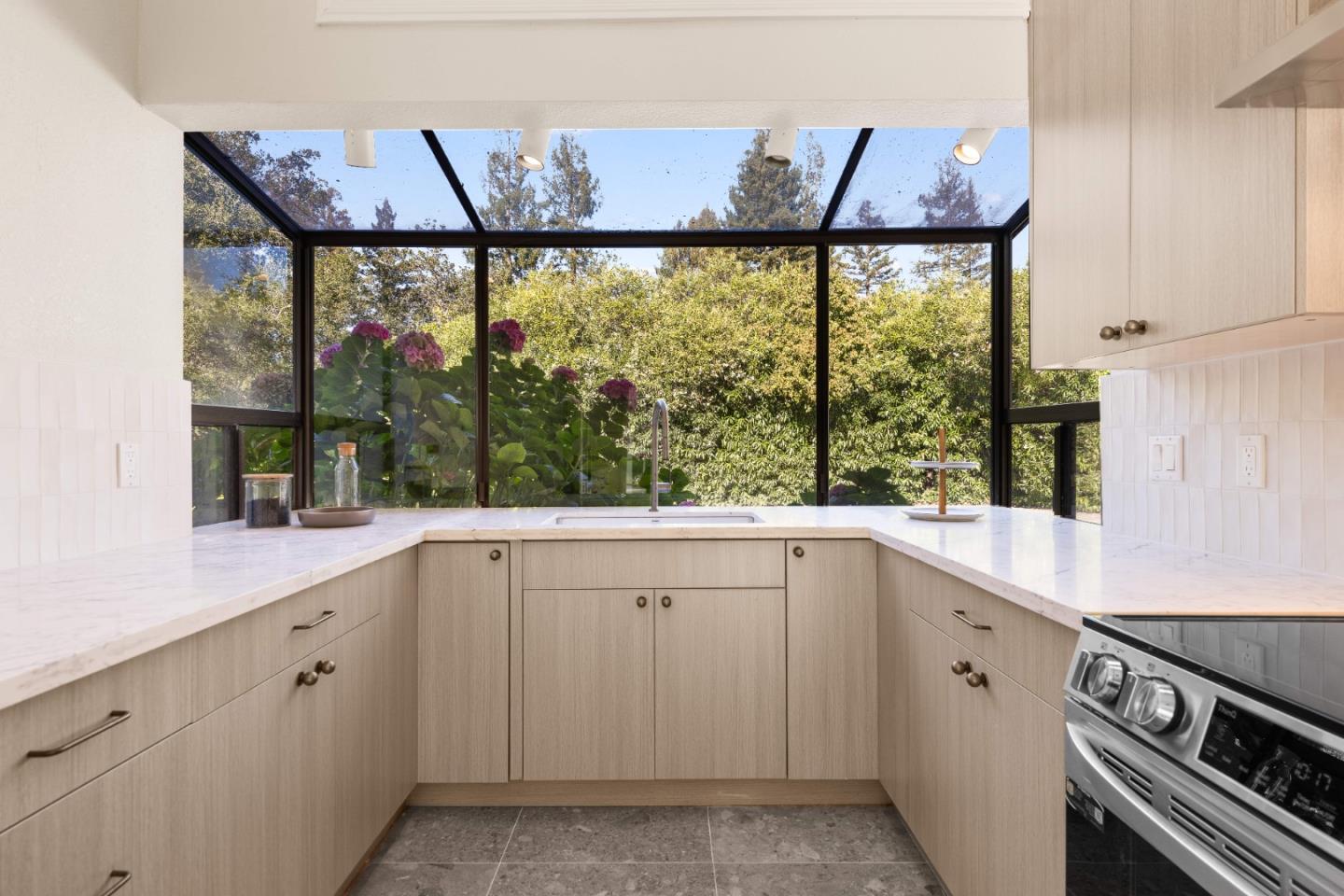 Detail Gallery Image 93 of 117 For 291 Atherton Ave, Atherton,  CA 94027 - 7 Beds | 7/1 Baths