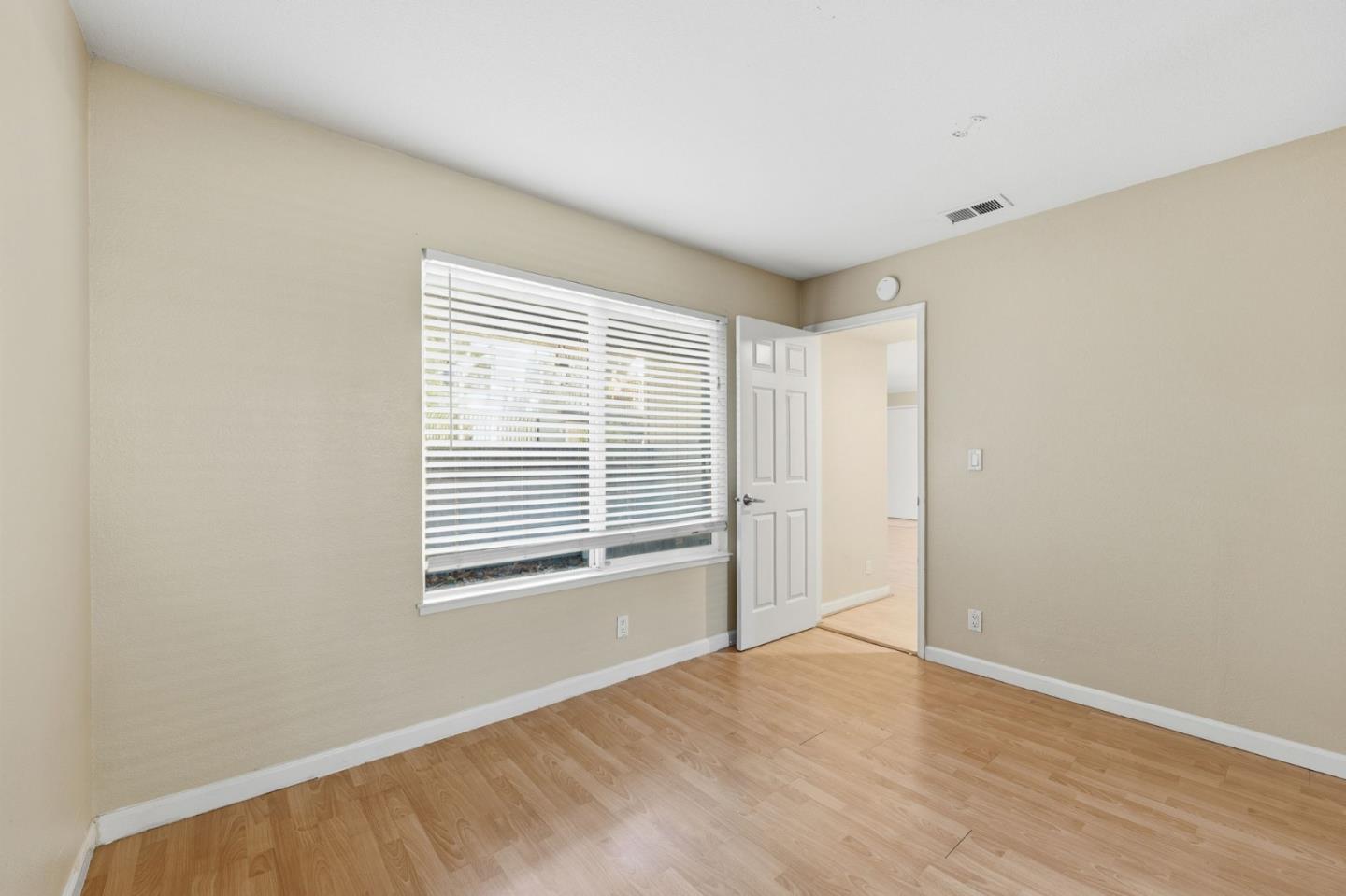 Detail Gallery Image 10 of 21 For 84 Rancho Dr a,  San Jose,  CA 95111 - 2 Beds | 2 Baths