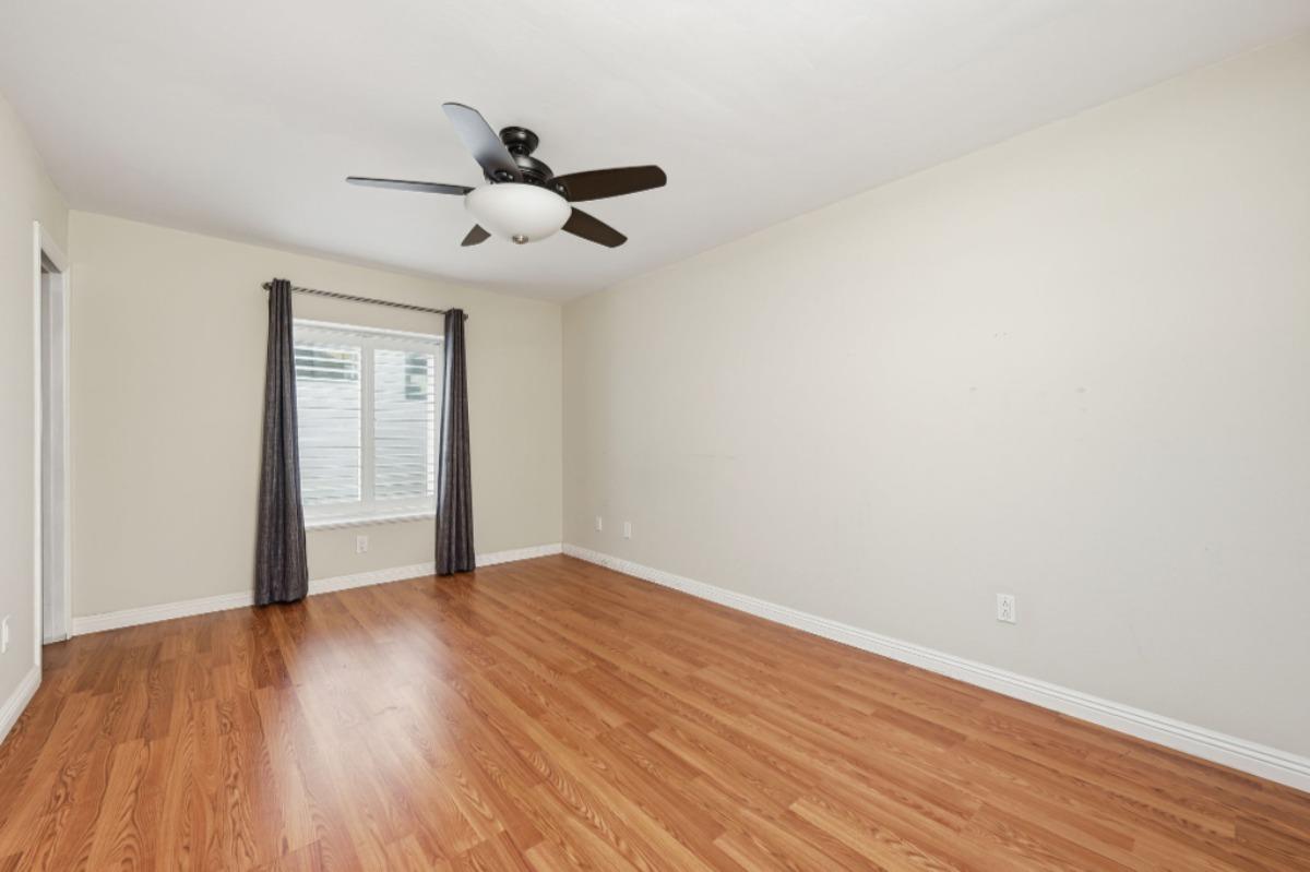 Detail Gallery Image 13 of 25 For 4036 Shasta St #14,  San Diego,  CA 92109 - 2 Beds | 2 Baths