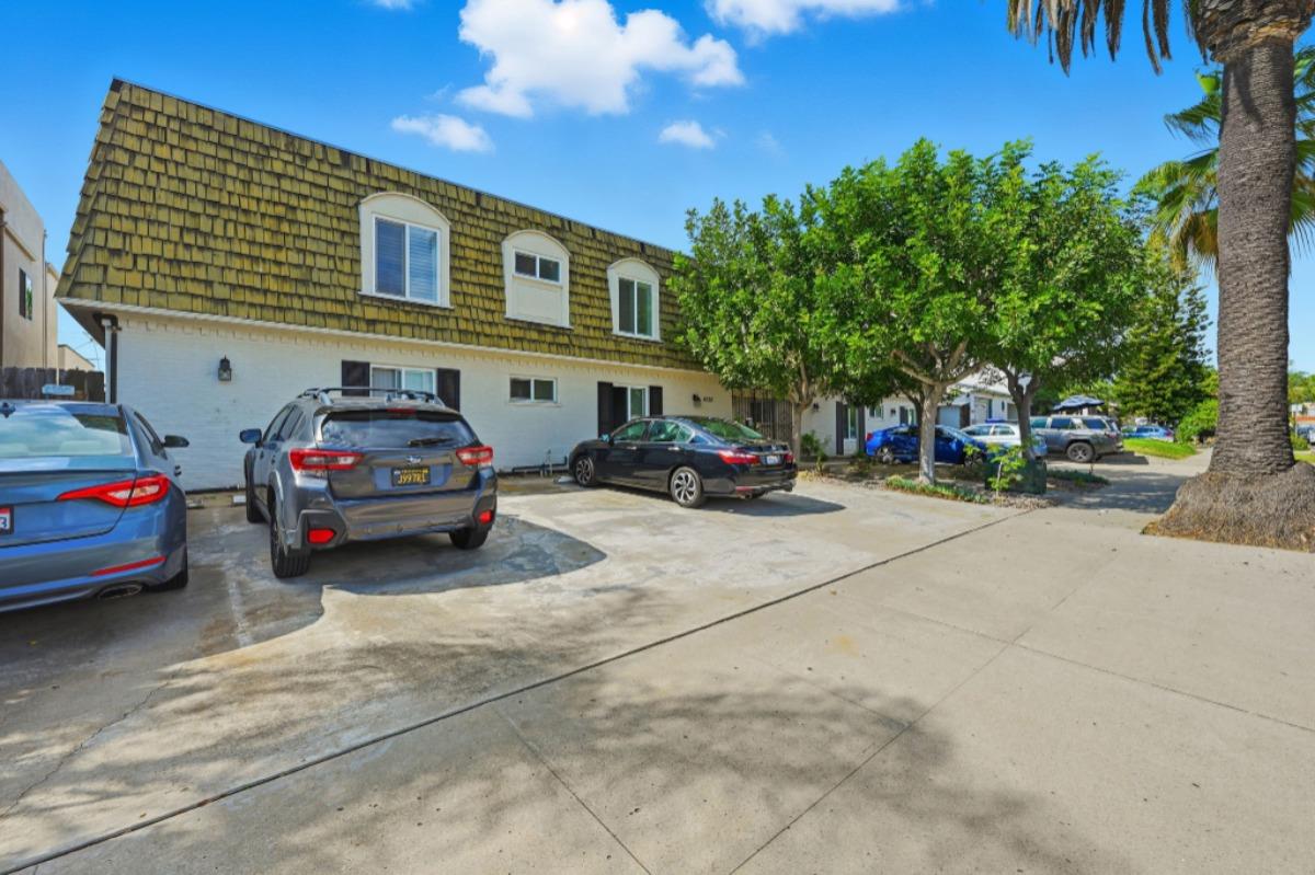 Detail Gallery Image 3 of 25 For 4036 Shasta St #14,  San Diego,  CA 92109 - 2 Beds | 2 Baths