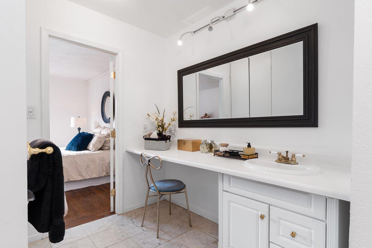 Detail Gallery Image 13 of 13 For 15 Cliffside Dr, Daly City,  CA 94015 - 3 Beds | 2 Baths