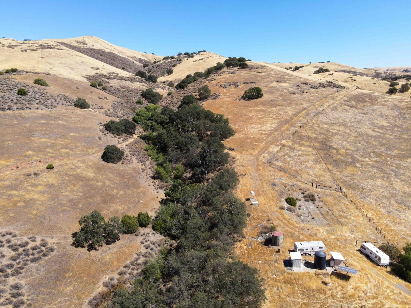 Detail Gallery Image 8 of 33 For 19967 Panoche Rd, Paicines,  CA 95043 - – Beds | – Baths