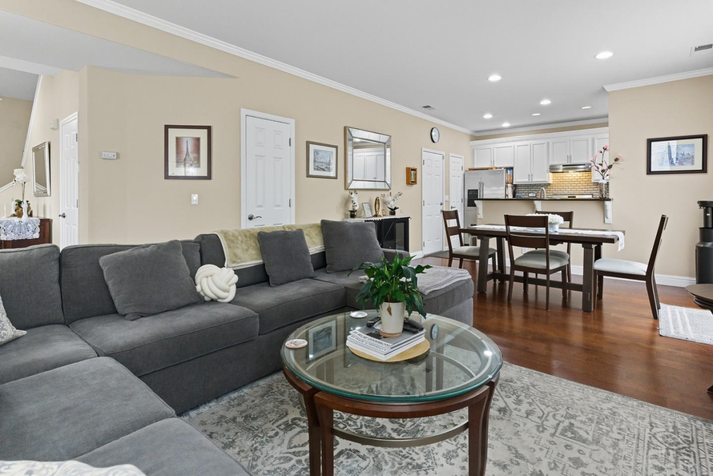 Detail Gallery Image 8 of 24 For 149 Cherry Blossom Dr, Freedom,  CA 95019 - 4 Beds | 2/1 Baths