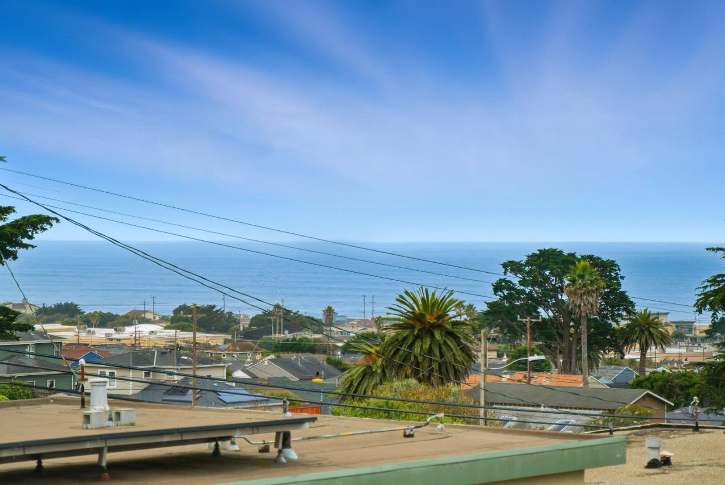 Detail Gallery Image 25 of 40 For 383 Monterey Rd, Pacifica,  CA 94044 - 3 Beds | 2 Baths