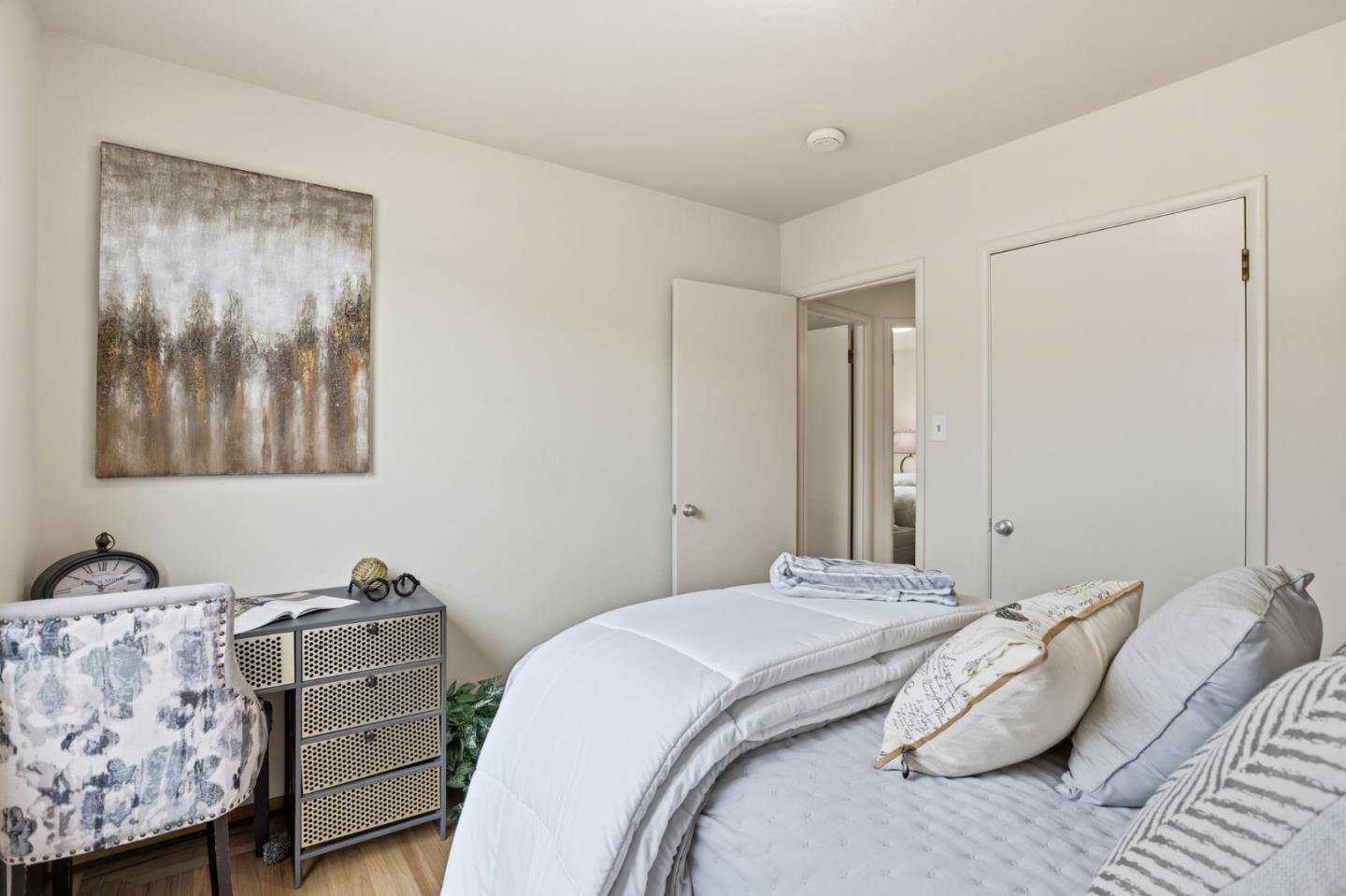 Detail Gallery Image 10 of 19 For 649 Skyline Dr, Daly City,  CA 94015 - 3 Beds | 2 Baths