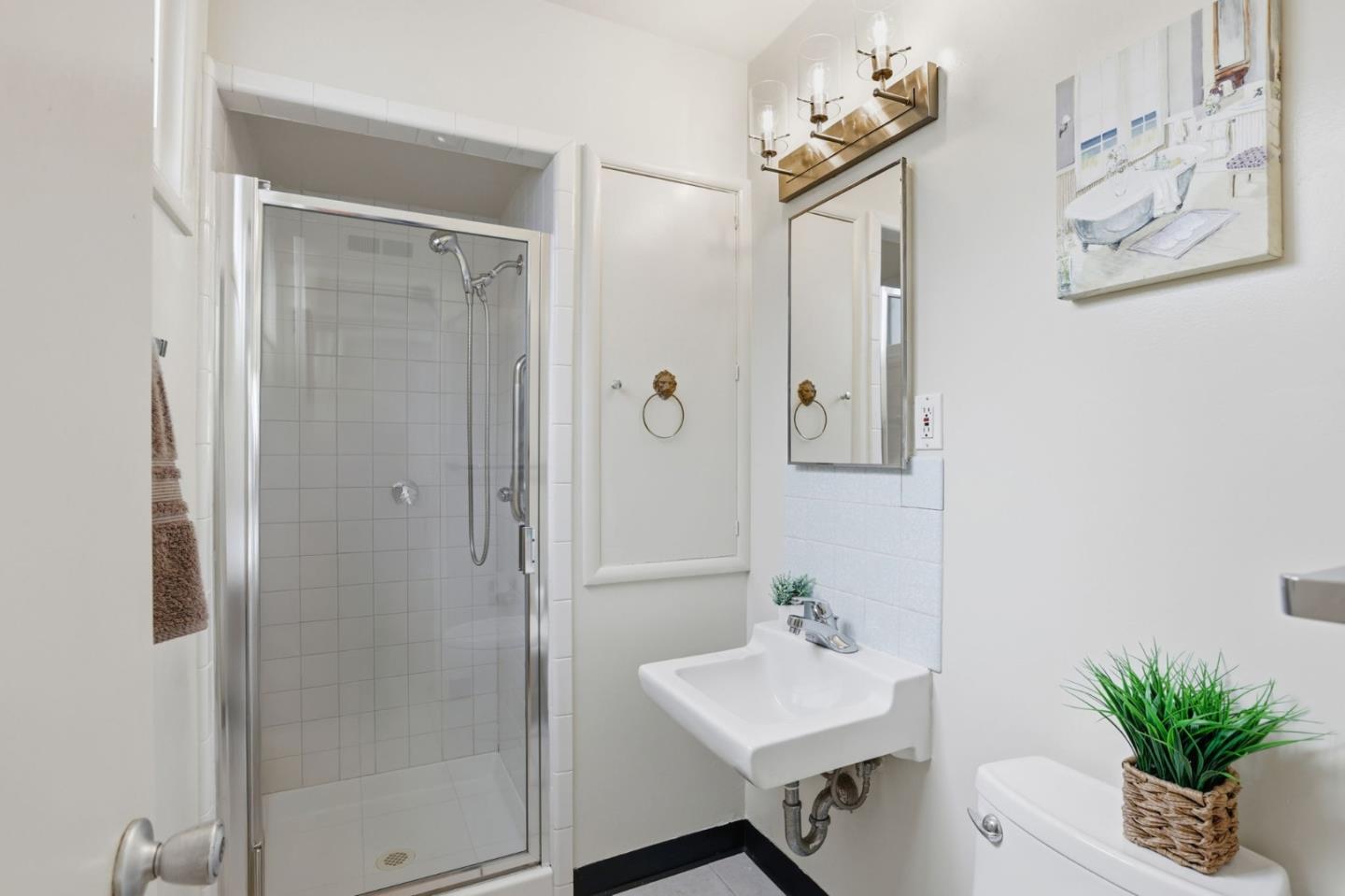 Detail Gallery Image 16 of 19 For 649 Skyline Dr, Daly City,  CA 94015 - 3 Beds | 2 Baths