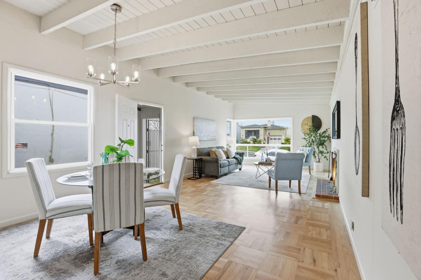 Detail Gallery Image 7 of 19 For 649 Skyline Dr, Daly City,  CA 94015 - 3 Beds | 2 Baths