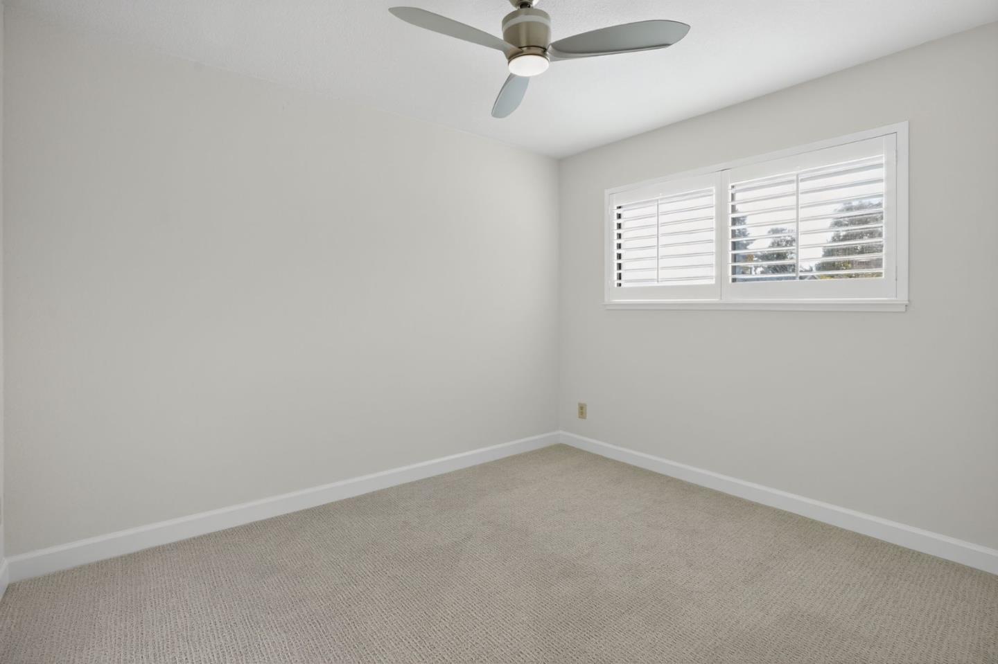 Detail Gallery Image 12 of 15 For 1122 Hearth Ct, San Jose,  CA 95120 - 4 Beds | 2/1 Baths