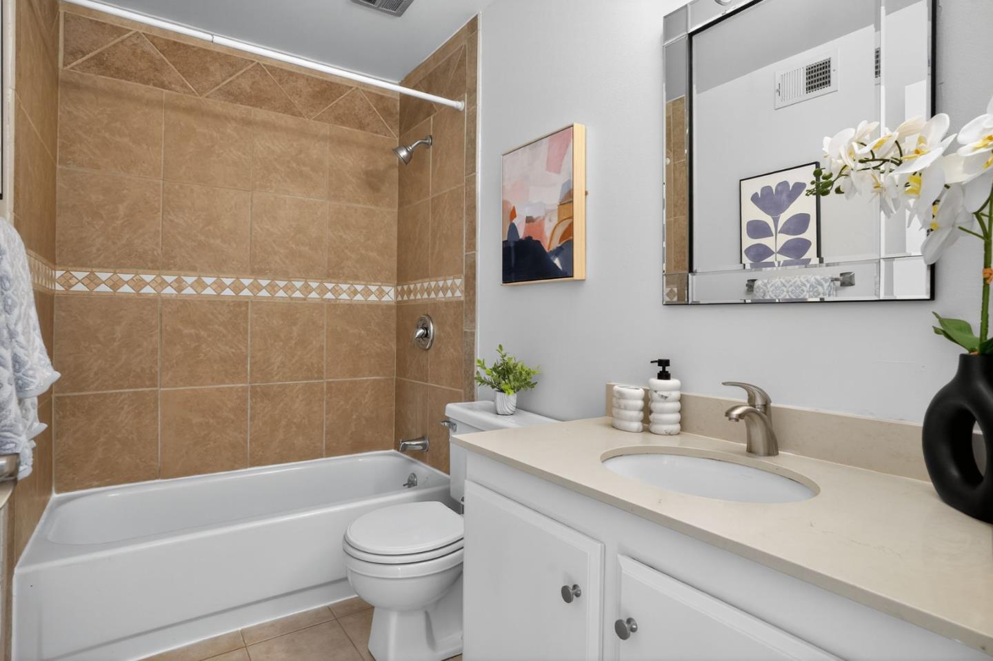 Detail Gallery Image 13 of 15 For 1122 Hearth Ct, San Jose,  CA 95120 - 4 Beds | 2/1 Baths