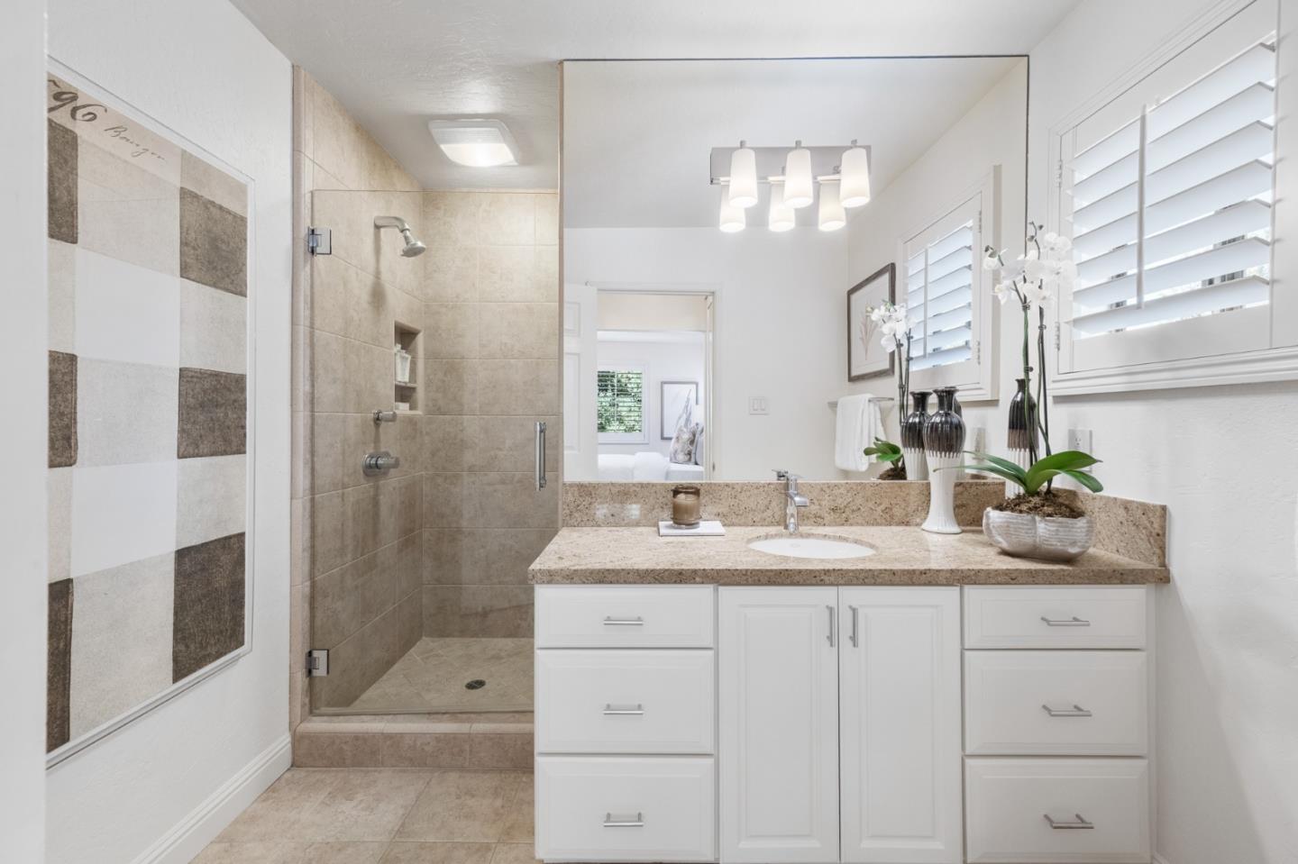 Detail Gallery Image 36 of 66 For 1568 Columbus Ave, Burlingame,  CA 94010 - 4 Beds | 3/1 Baths