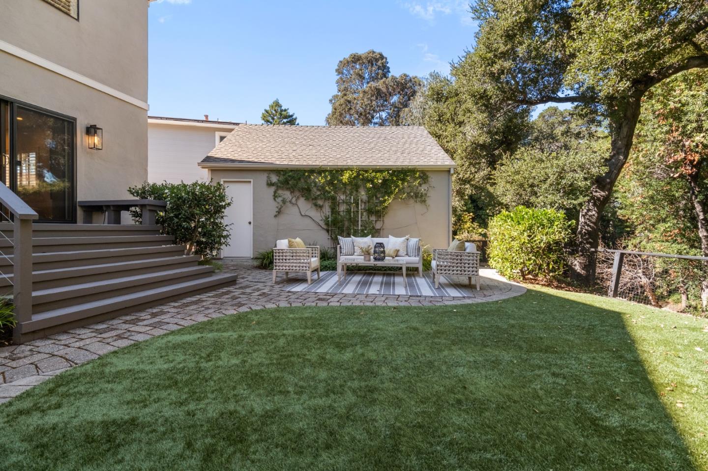 Detail Gallery Image 47 of 66 For 1568 Columbus Ave, Burlingame,  CA 94010 - 4 Beds | 3/1 Baths