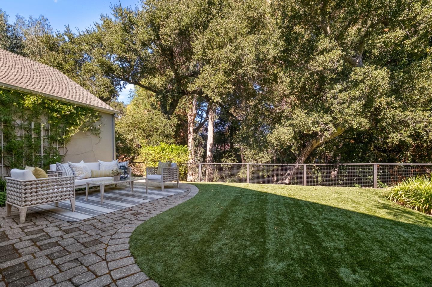 Detail Gallery Image 48 of 66 For 1568 Columbus Ave, Burlingame,  CA 94010 - 4 Beds | 3/1 Baths