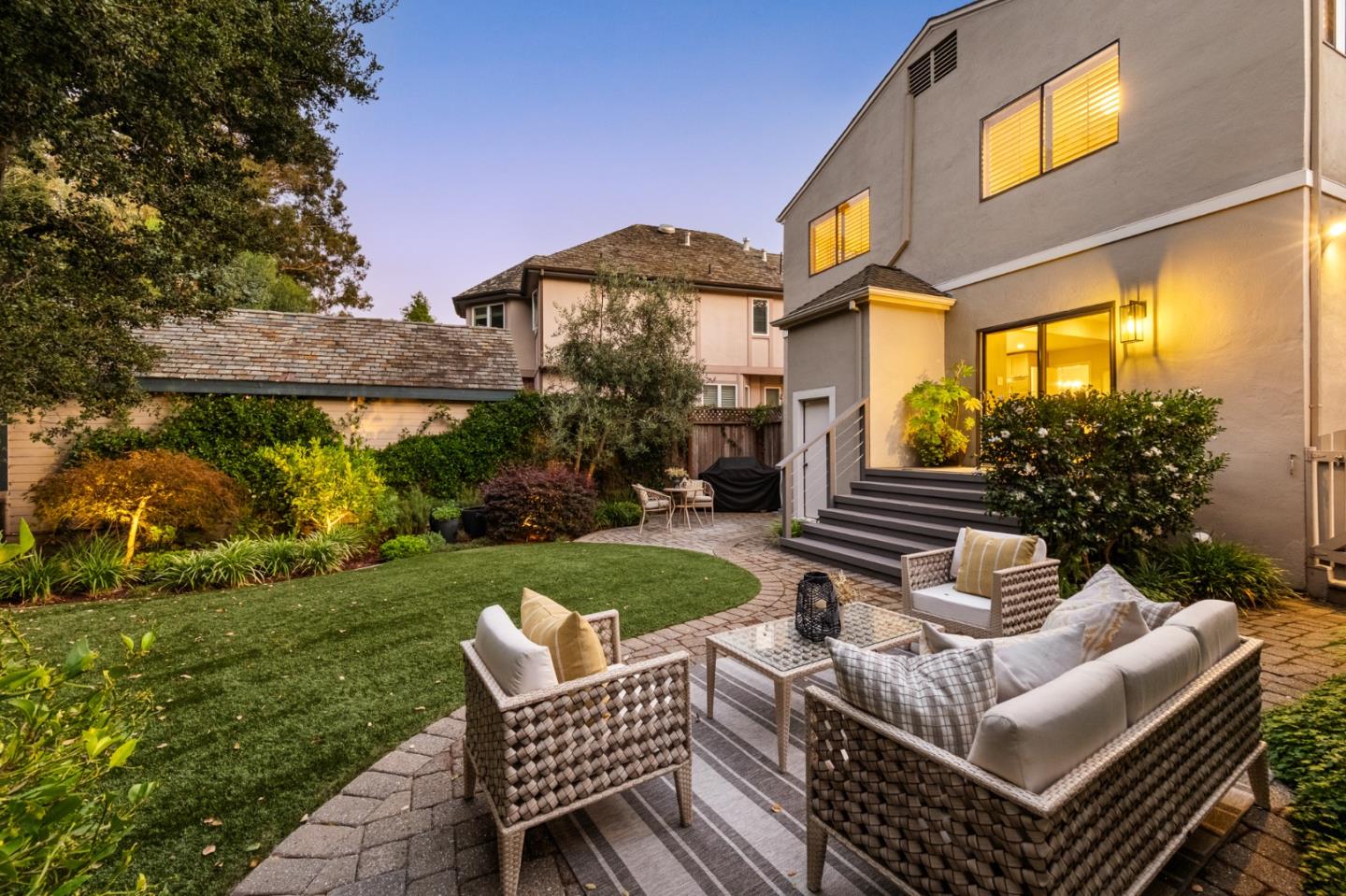 Detail Gallery Image 54 of 66 For 1568 Columbus Ave, Burlingame,  CA 94010 - 4 Beds | 3/1 Baths