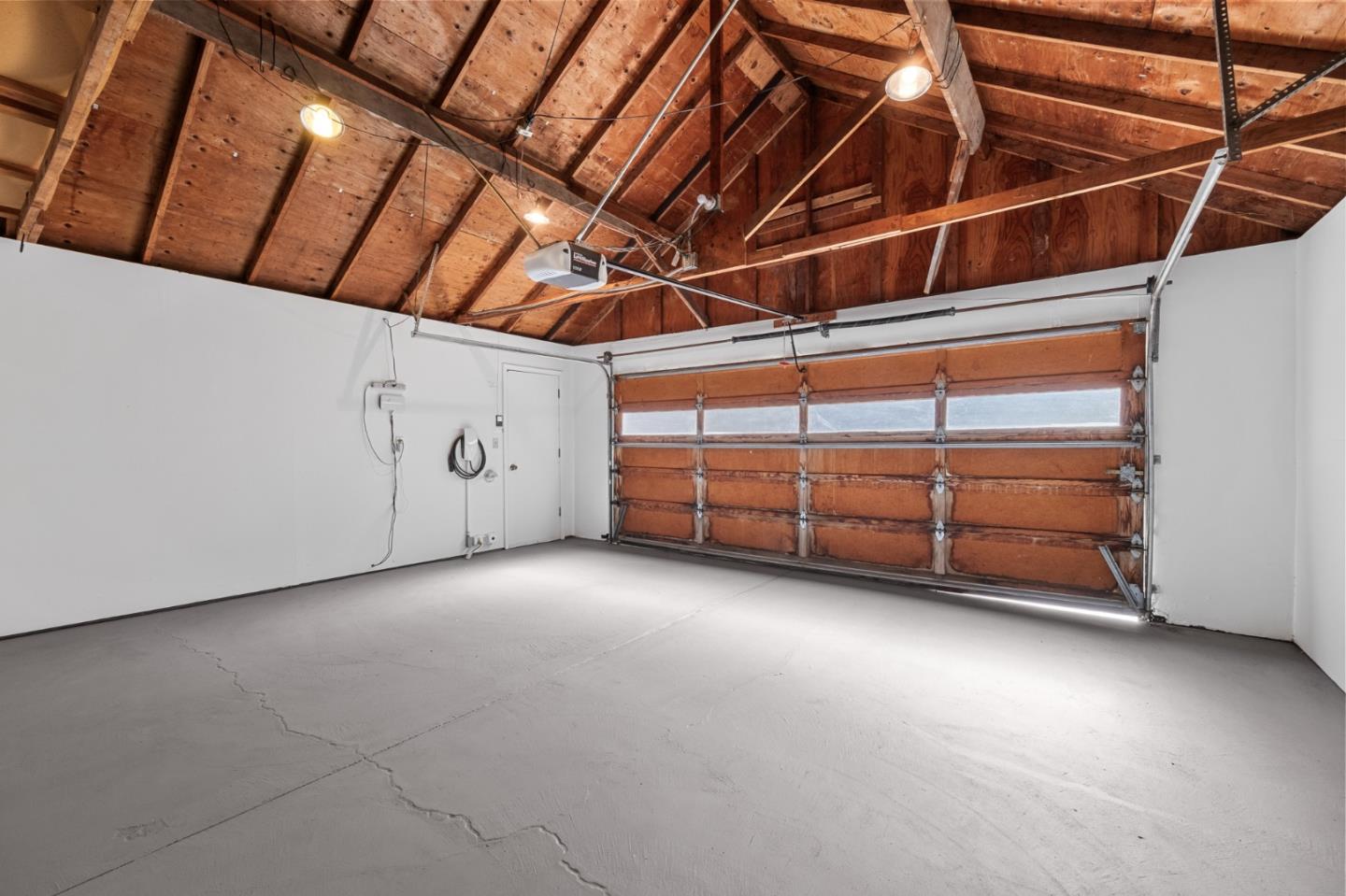 Detail Gallery Image 57 of 66 For 1568 Columbus Ave, Burlingame,  CA 94010 - 4 Beds | 3/1 Baths