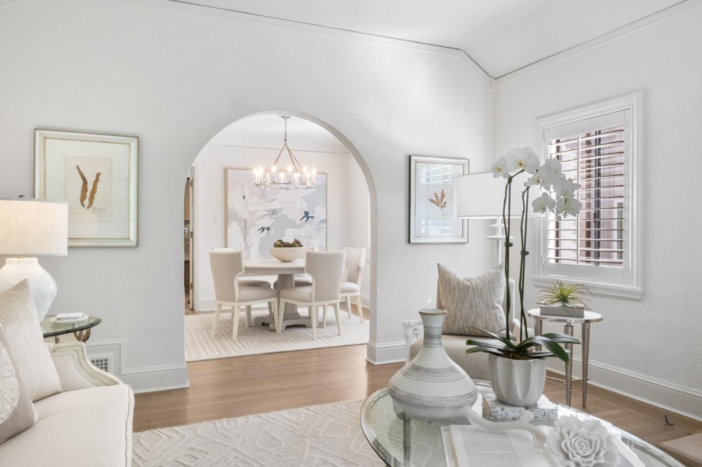 Detail Gallery Image 7 of 66 For 1568 Columbus Ave, Burlingame,  CA 94010 - 4 Beds | 3/1 Baths