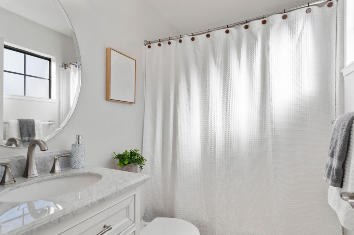 Detail Gallery Image 27 of 48 For 2627 Ohio Ave, Redwood City,  CA 94061 - 6 Beds | 3/1 Baths