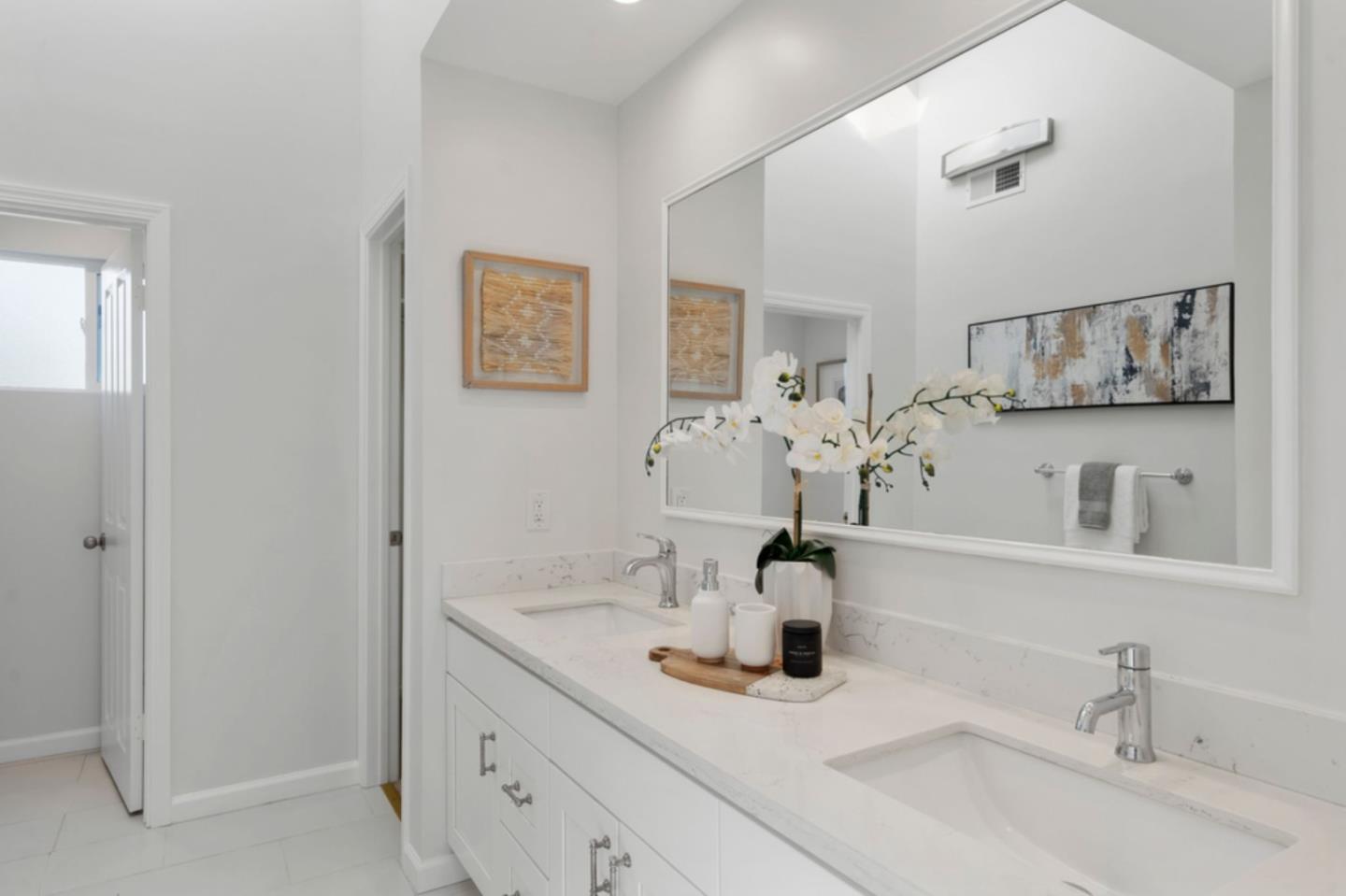 Detail Gallery Image 34 of 48 For 2627 Ohio Ave, Redwood City,  CA 94061 - 6 Beds | 3/1 Baths