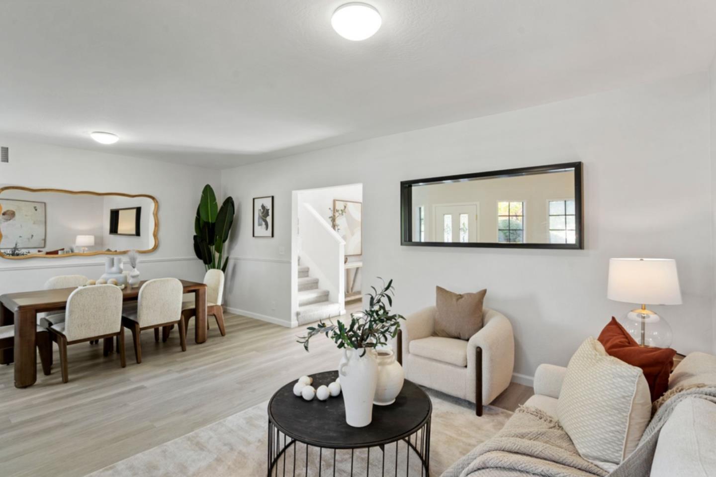 Detail Gallery Image 4 of 48 For 2627 Ohio Ave, Redwood City,  CA 94061 - 6 Beds | 3/1 Baths