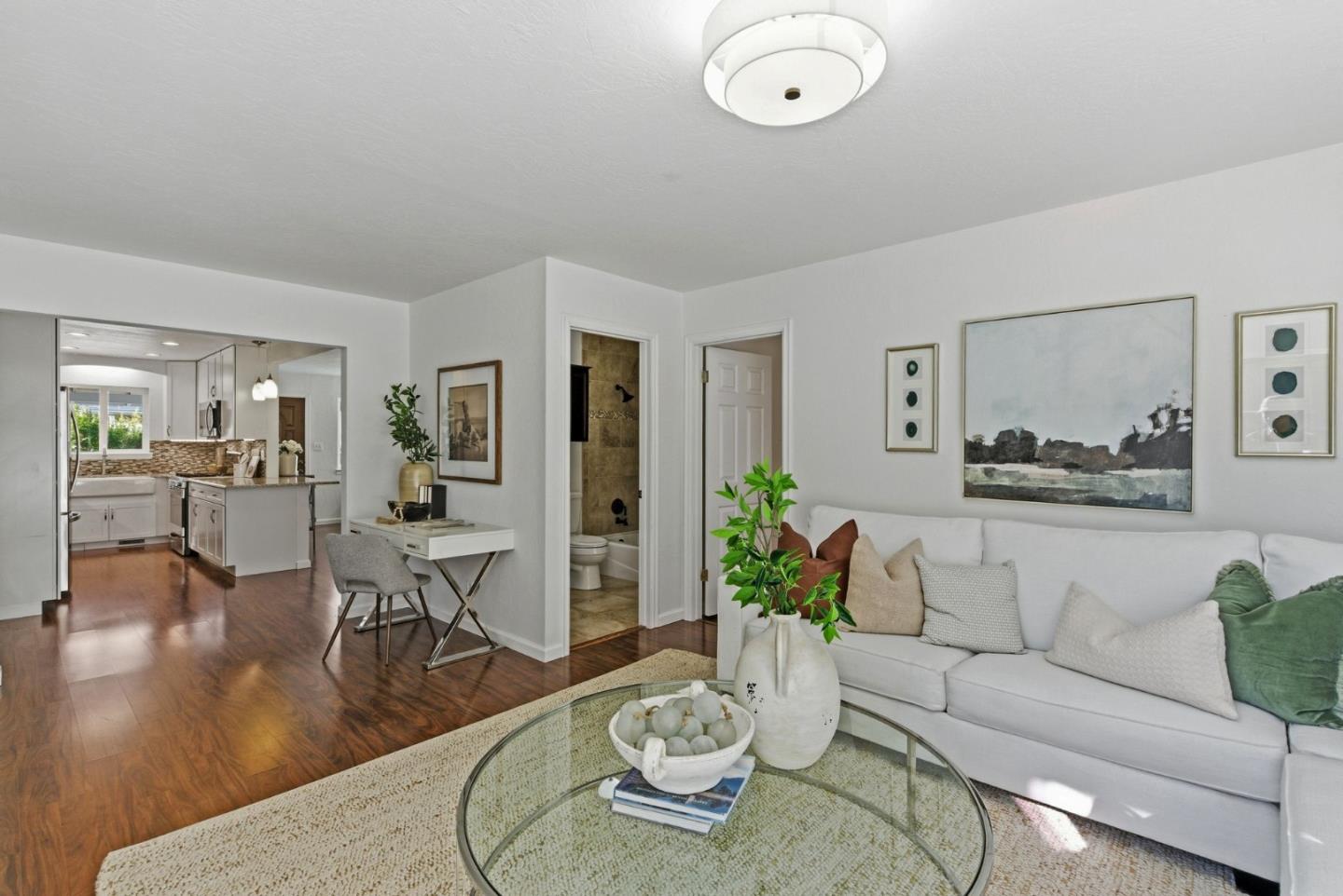 Detail Gallery Image 13 of 41 For 1748 Germaine Ct, Hayward,  CA 94541 - 3 Beds | 2 Baths