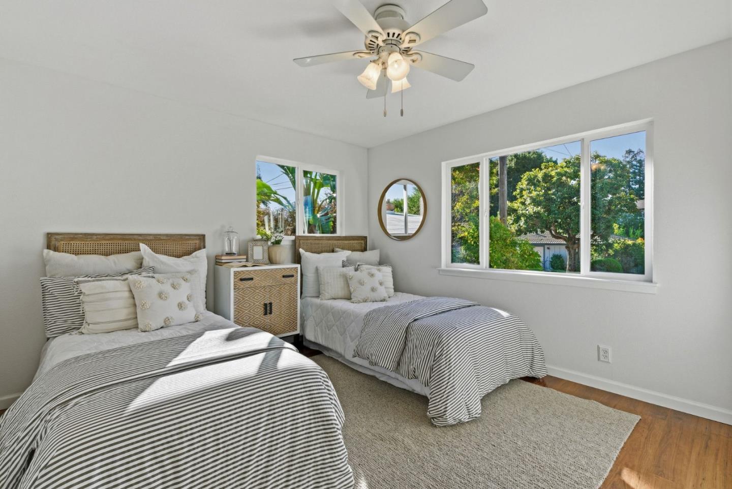 Detail Gallery Image 22 of 41 For 1748 Germaine Ct, Hayward,  CA 94541 - 3 Beds | 2 Baths