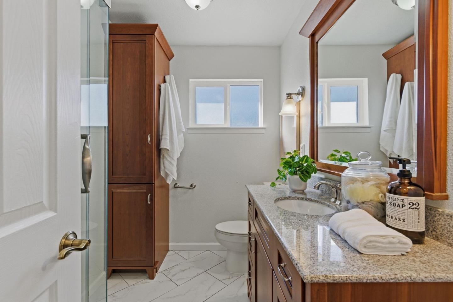 Detail Gallery Image 24 of 41 For 1748 Germaine Ct, Hayward,  CA 94541 - 3 Beds | 2 Baths