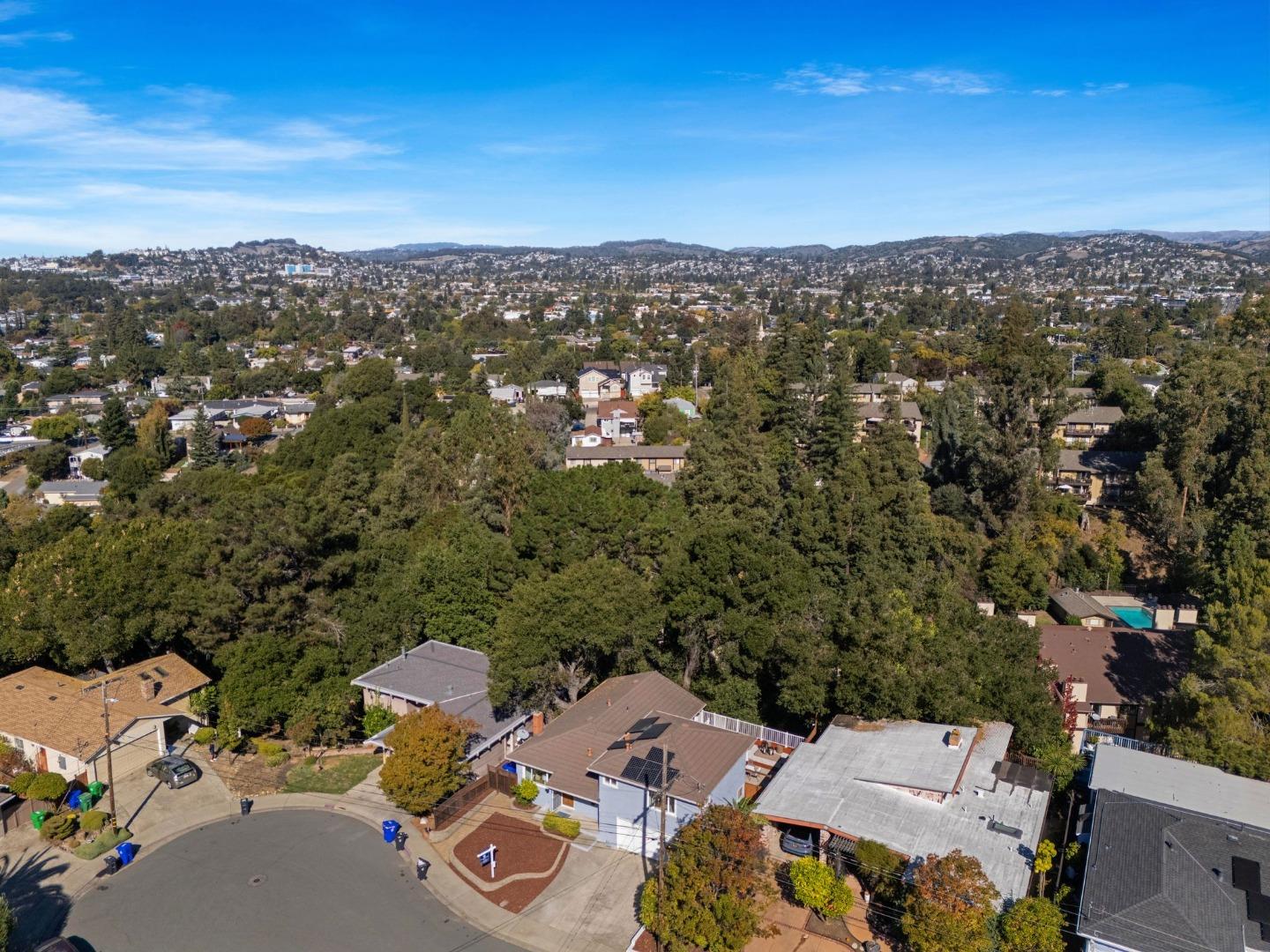 Detail Gallery Image 37 of 41 For 1748 Germaine Ct, Hayward,  CA 94541 - 3 Beds | 2 Baths