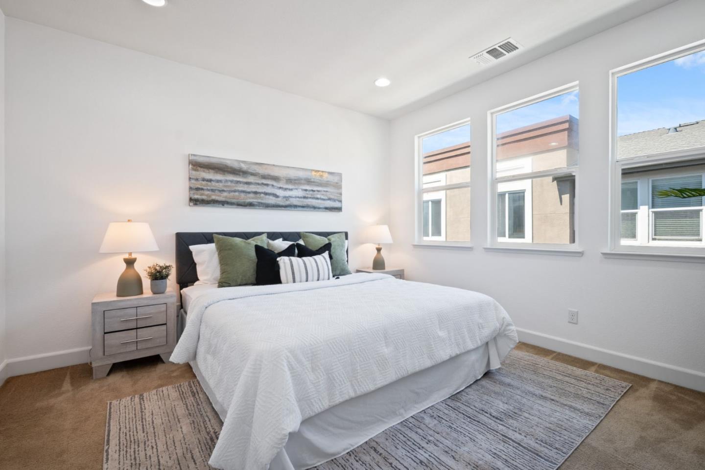 Detail Gallery Image 8 of 26 For 1368 Neleigh Pl, San Jose,  CA 95131 - 2 Beds | 2 Baths