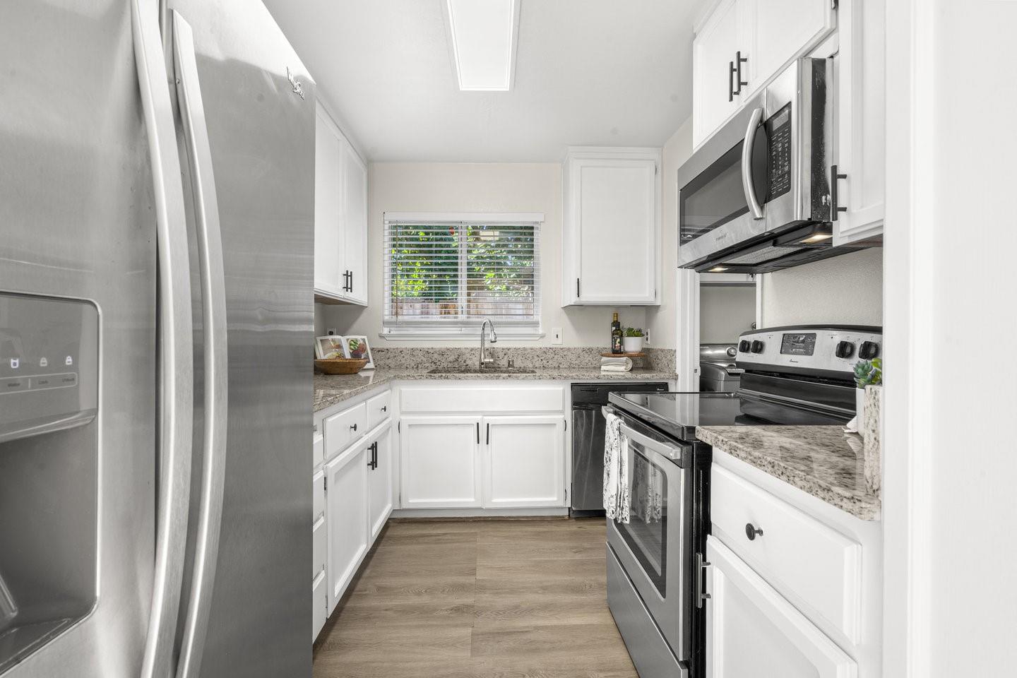 Detail Gallery Image 14 of 48 For 10091 Santa Clara Ave, Cupertino,  CA 95014 - 2 Beds | 1/1 Baths