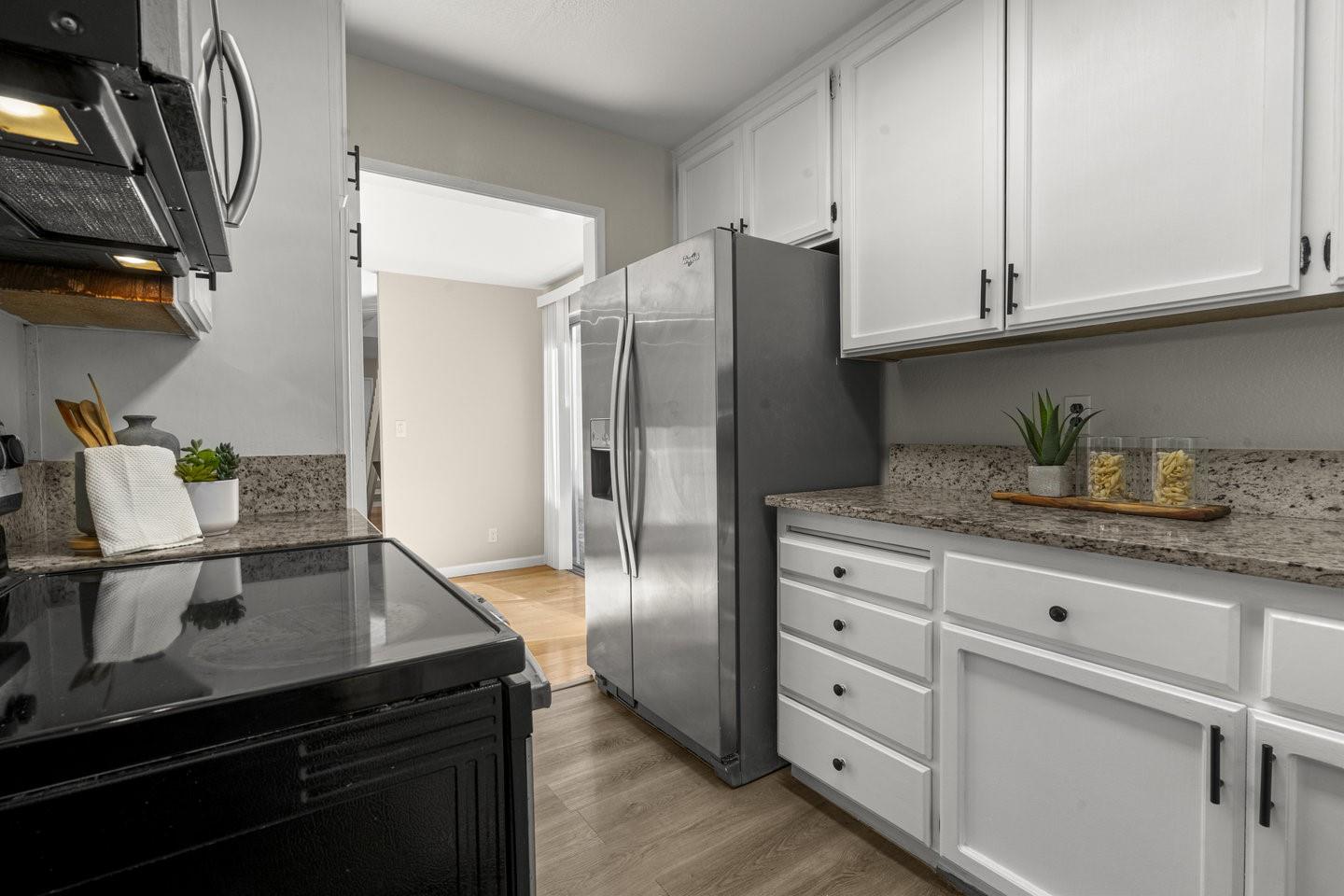 Detail Gallery Image 16 of 48 For 10091 Santa Clara Ave, Cupertino,  CA 95014 - 2 Beds | 1/1 Baths