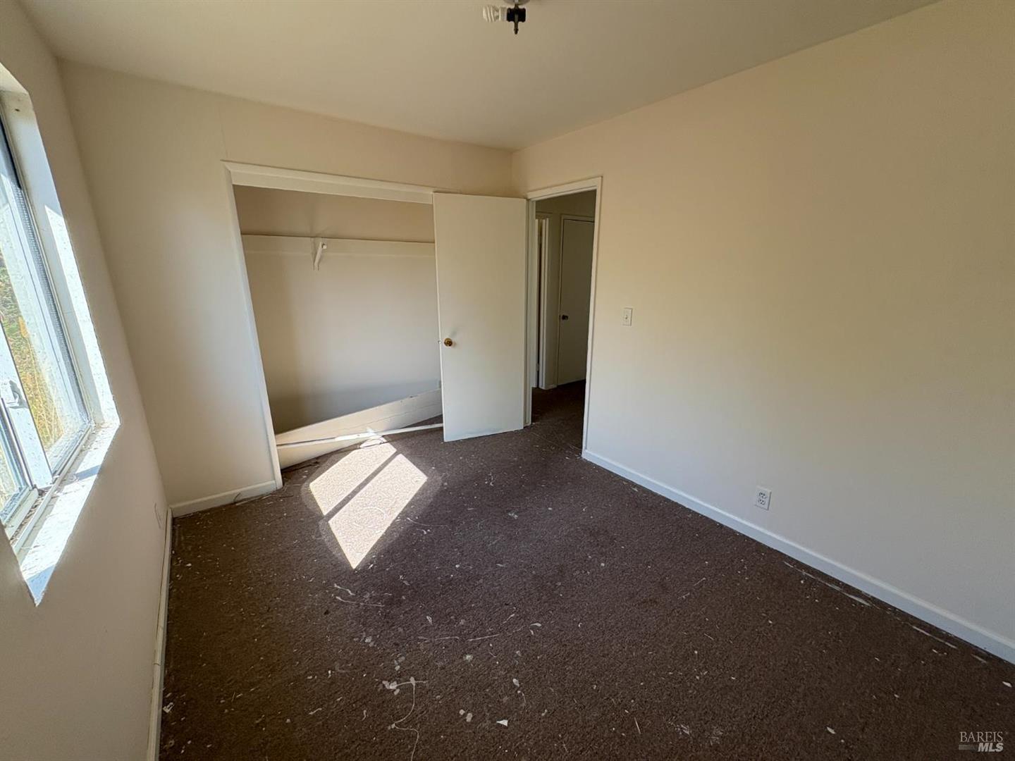 Detail Gallery Image 12 of 18 For 2727 Victoria Dr, Santa Rosa,  CA 95407 - – Beds | – Baths