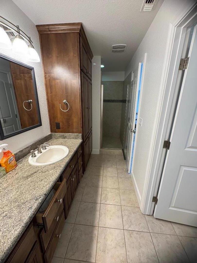 Detail Gallery Image 25 of 29 For 8149 Glen Canyon Ct, Citrus Heights,  CA 95610 - 4 Beds | 2 Baths