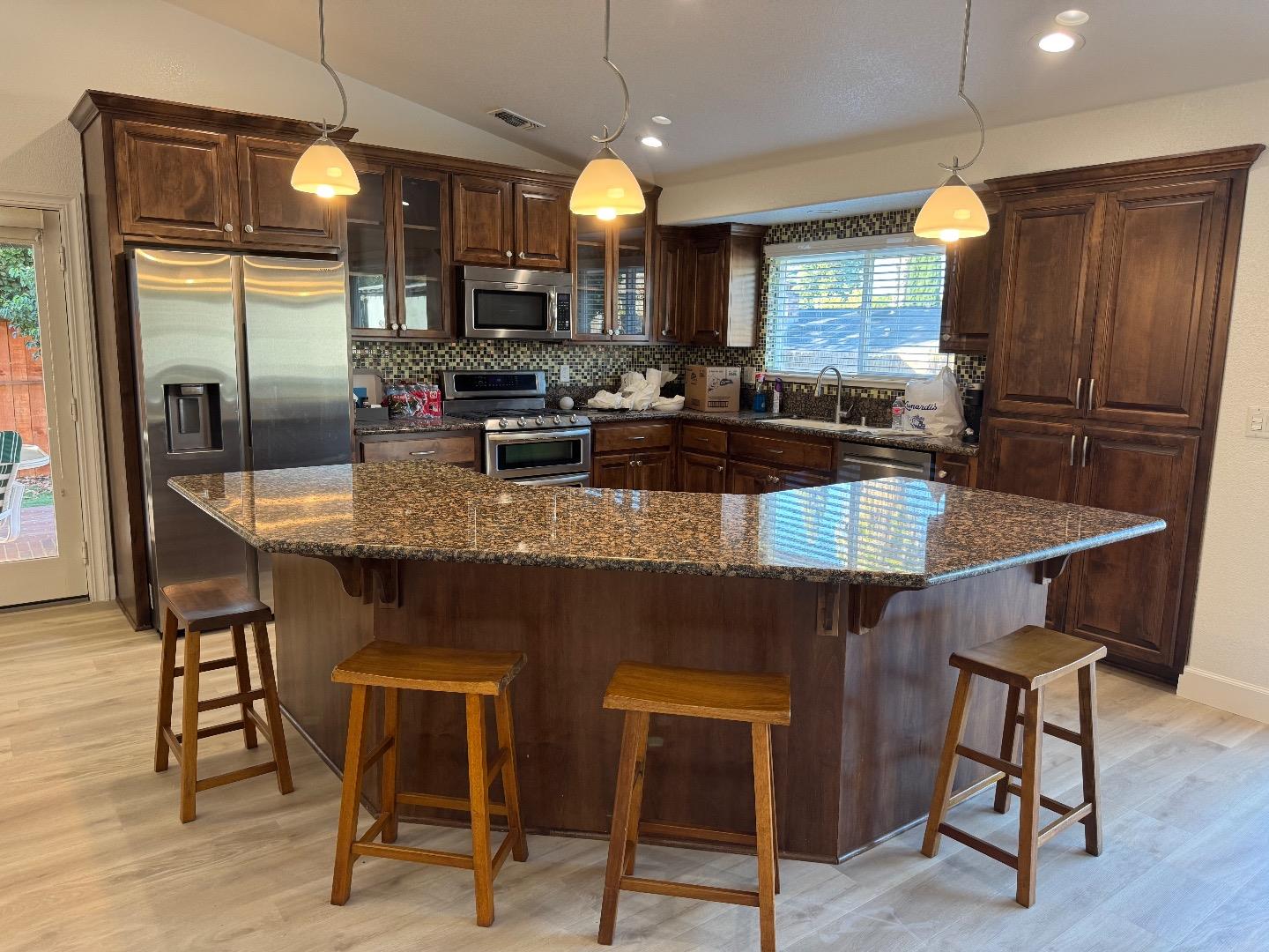 Detail Gallery Image 28 of 29 For 8149 Glen Canyon Ct, Citrus Heights,  CA 95610 - 4 Beds | 2 Baths