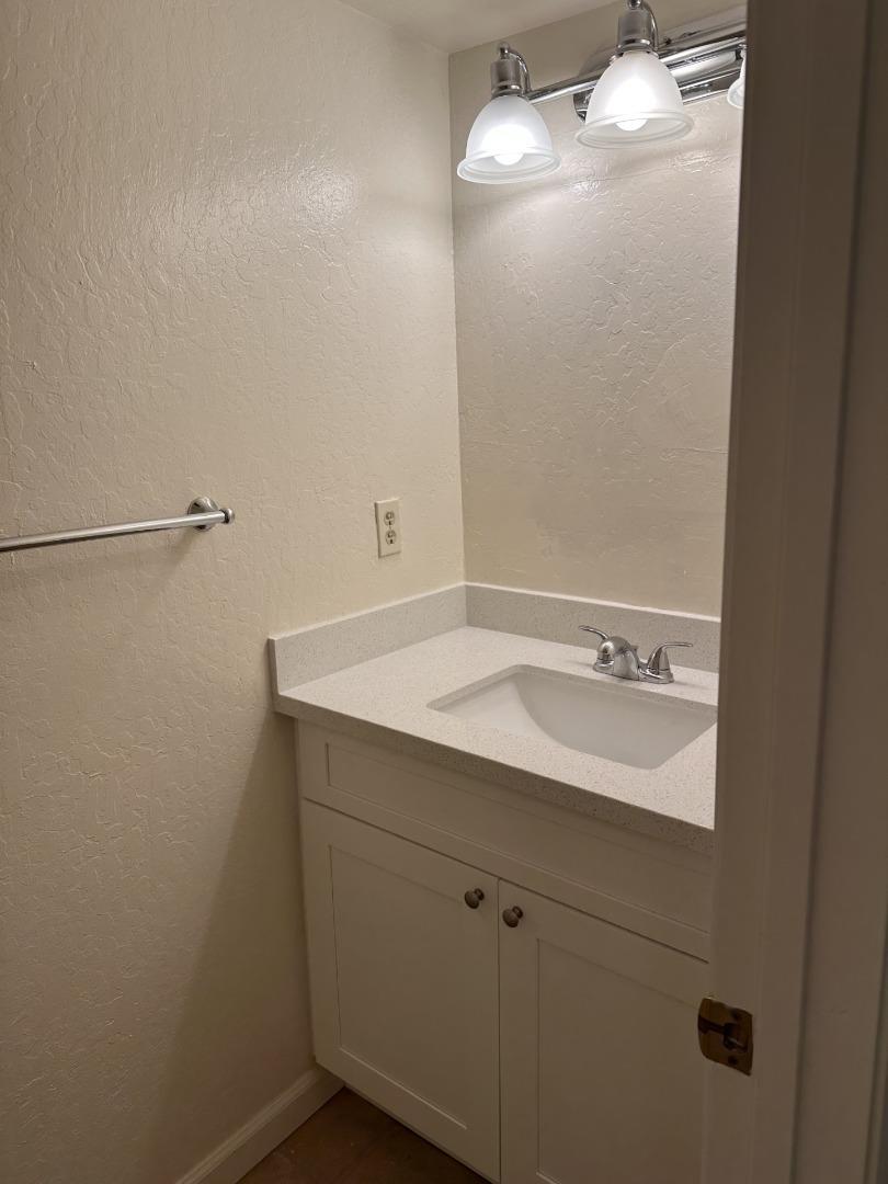Detail Gallery Image 13 of 23 For 101 Redding Rd #A3,  Campbell,  CA 95008 - 2 Beds | 1/1 Baths