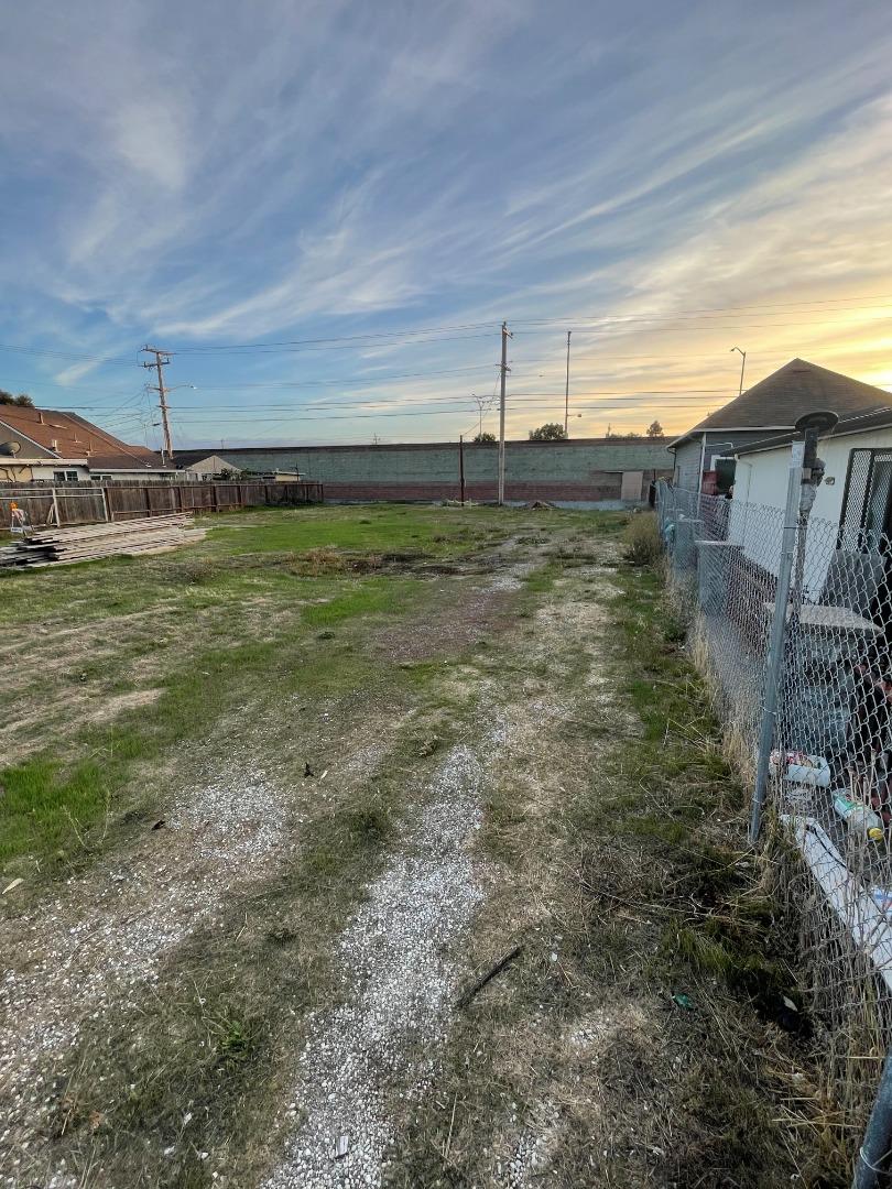 Detail Gallery Image 12 of 27 For 1100 Norton St, San Mateo,  CA 94401 - – Beds | – Baths