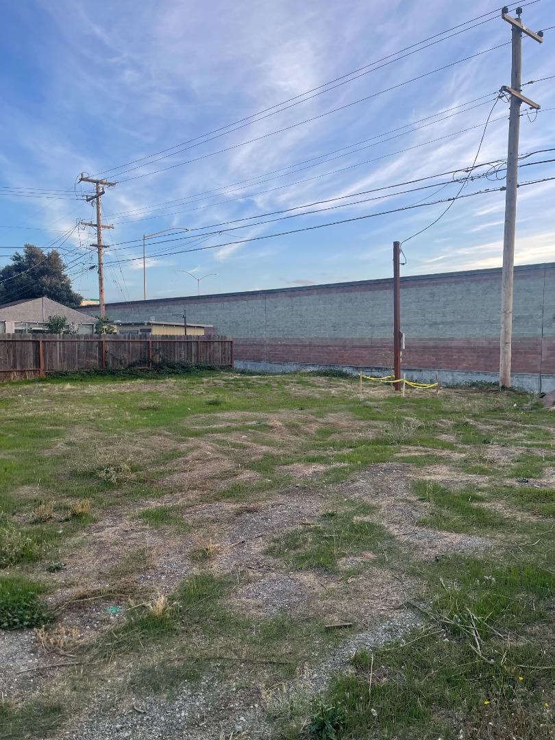 Detail Gallery Image 13 of 27 For 1100 Norton St, San Mateo,  CA 94401 - – Beds | – Baths